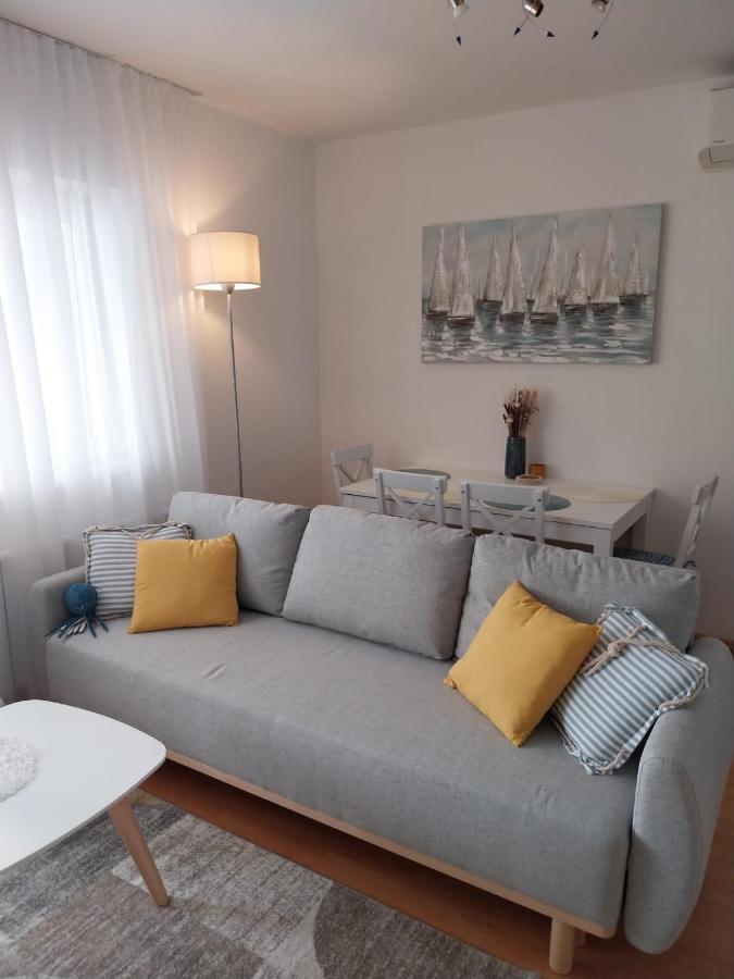 Sunset Apartment *